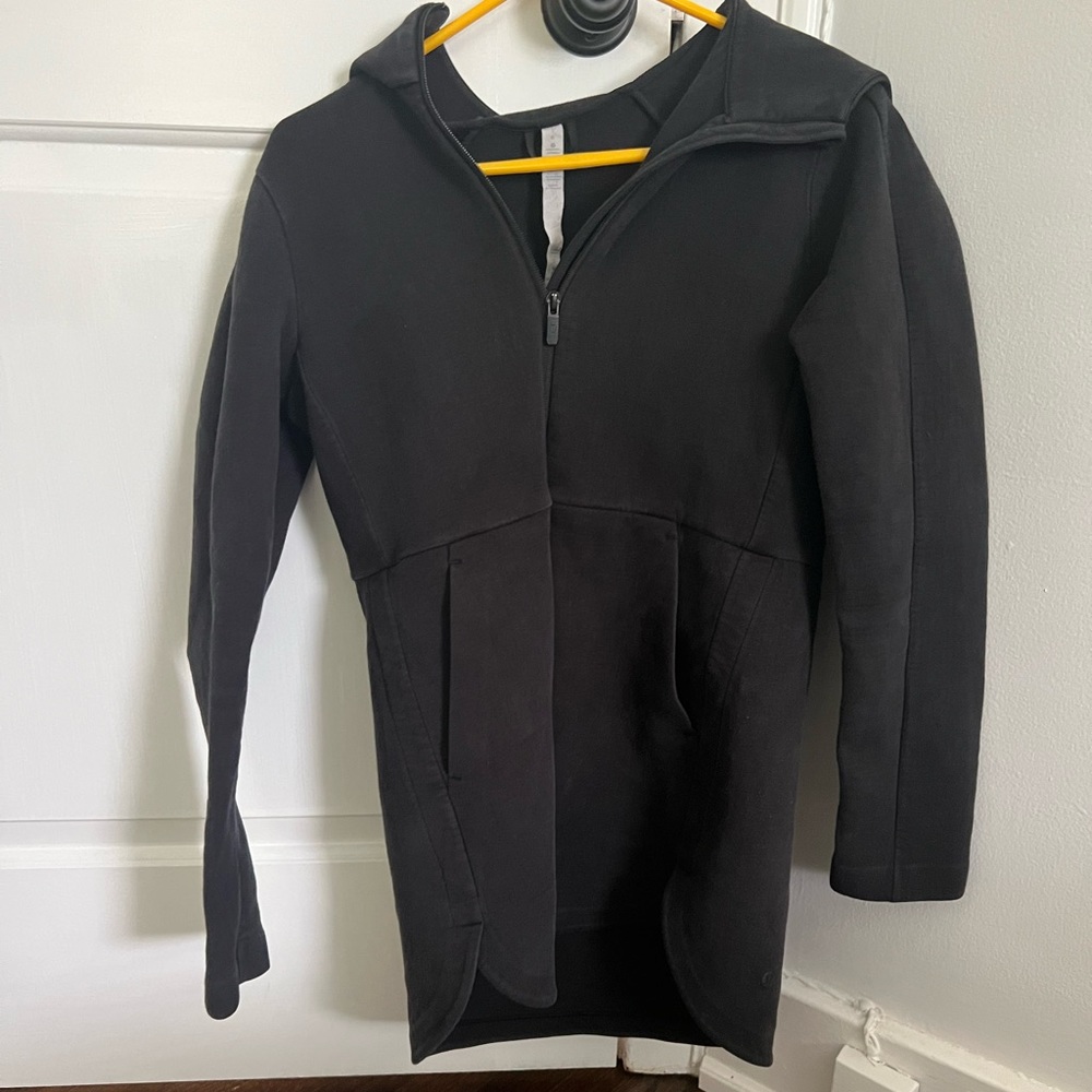 Lululemon Women’s Black Outdoor Jacket